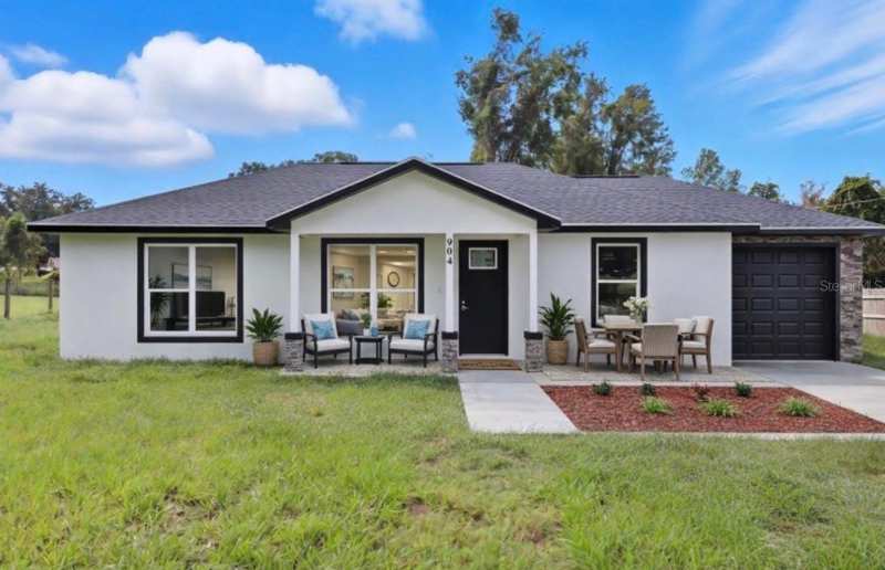 3 bedroom Single Family Residence at 19857 SW Flamingo Drive, Rainbow Lakes Estate, Dunnellon — photo 1