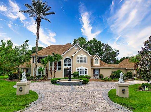 5 bedroom Single Family Residence at 6823 NW 52nd Lane, Thornehill, Gainesville — photo 1