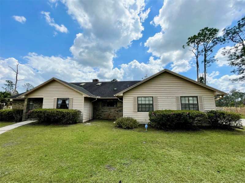 4 bedroom Single Family Residence at 349 Seminole Woods Blvd, Seminole Woods 5 Ac Dev, Geneva — photo 1