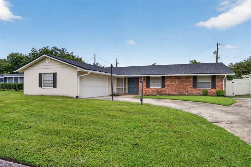 3 bedroom Single Family Residence at 2715 Prince John Road, Winter Park Pines Rep, Winter Park — photo 1