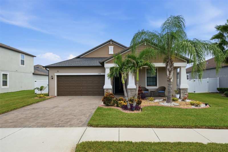 4 bedroom Single Family Residence at 11706 Sunburst Marble Road, South Fork Tr P Ph 1A &, Riverview — photo 1