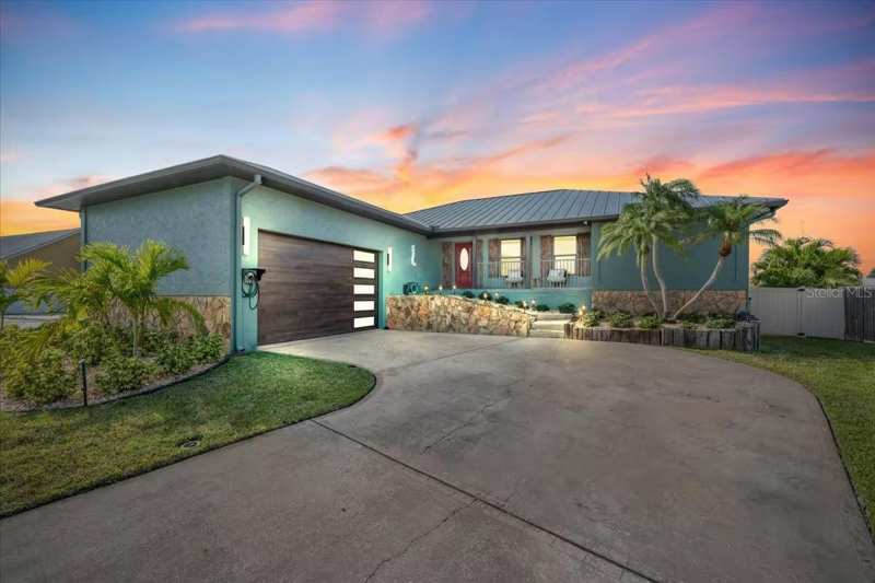 3 bedroom Single Family Residence at 5004 Ensign Loop, Flor A Mar/Gulf Harbors, New Port Richey — photo 1