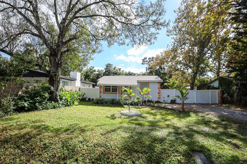 3 bedroom Single Family Residence at 6511 24th Avenue, South Tampa Sub, Tampa — photo 1