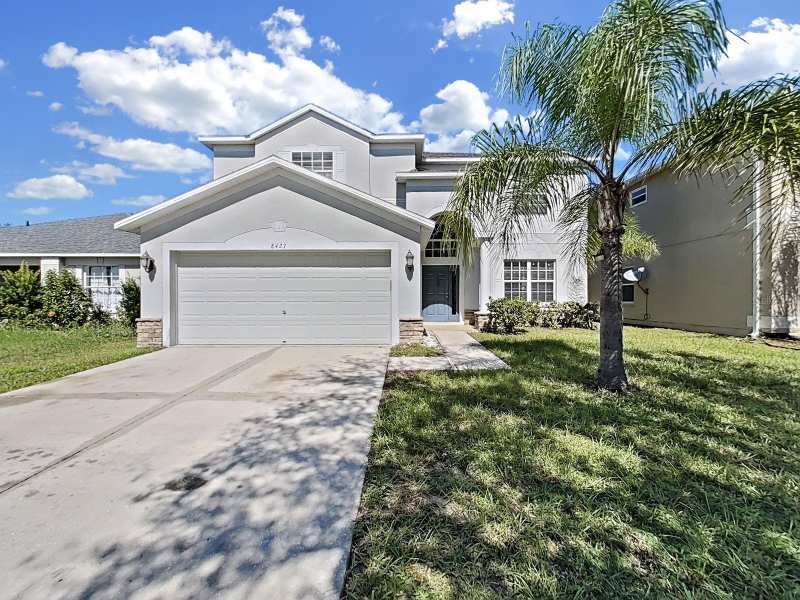 6 bedroom Single Family Residence at 8427 Carriage Pointe Drive, Carriage Pointe Ph 1, Gibsonton — photo 1