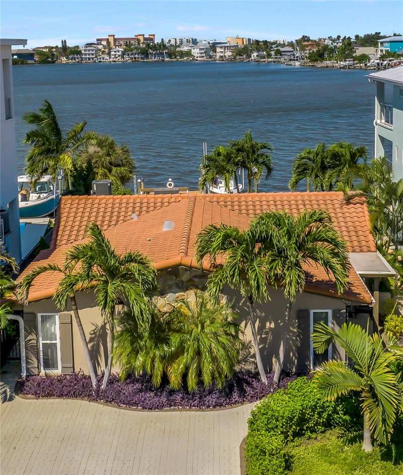 3 bedroom Single Family Residence at 106 Wall Street, Harbor Shores 4th Add, Redington Shores — photo 1