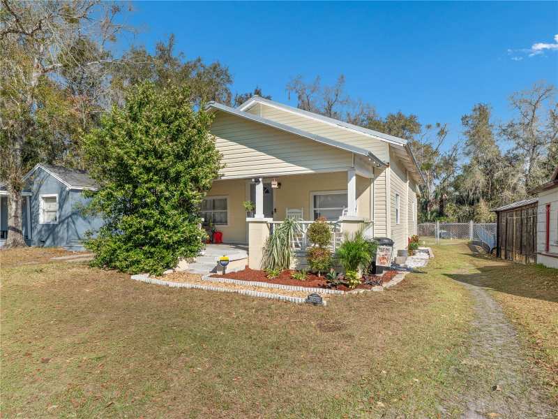 2 bedroom Single Family Residence at 1208 W 10th Street, Wm Clarks Sub, Sanford — photo 1