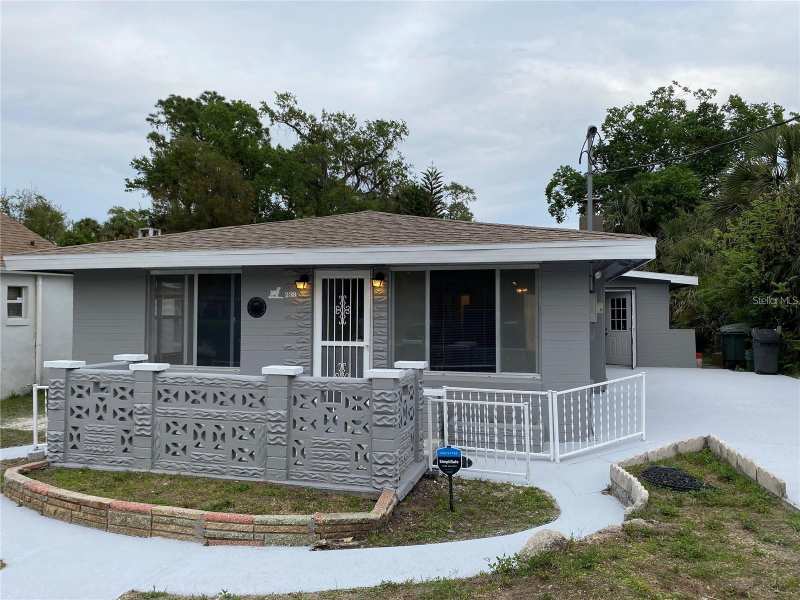4 bedroom Single Family Residence at 239 Desoto Street, West End Daytona, Daytona Beach — photo 1