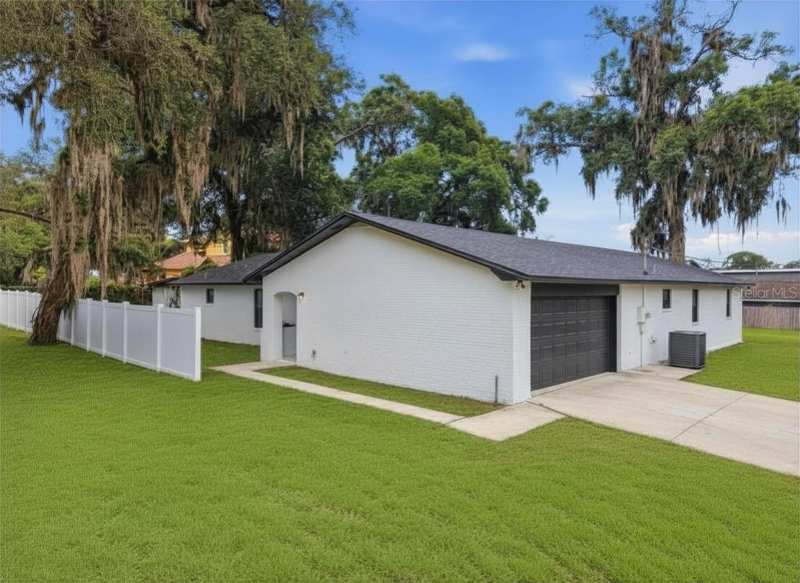 4 bedroom Single Family Residence at 107 S High Street, Greenleaf & Wilsons Add, Lake Mary — photo 1