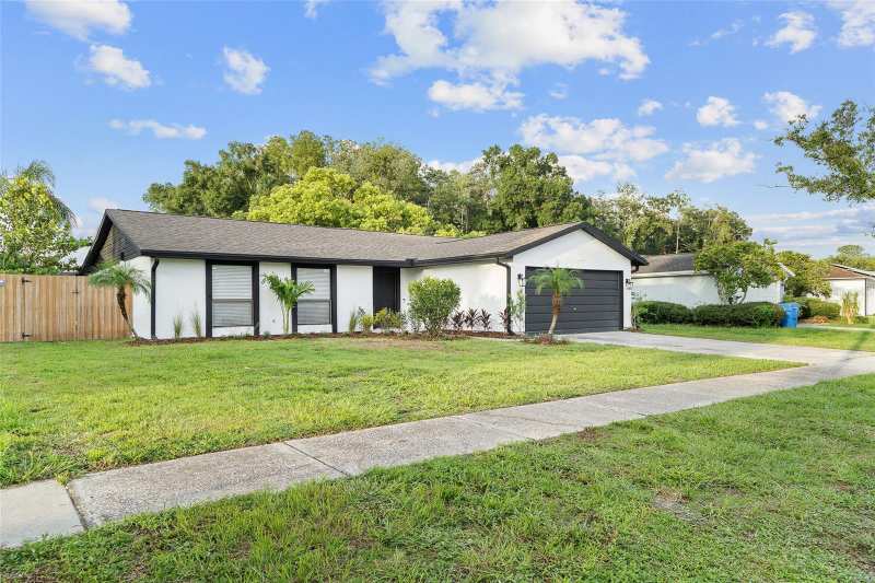 4 bedroom Single Family Residence at 5308 Black Pine Drive, Country Run Unit 1, Tampa — photo 1