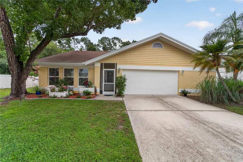 3 bedroom Single Family Residence at 12010 Steppingstone Boulevard, Countryway Prcl B Trct 21 Ph 2, Tampa — photo 1