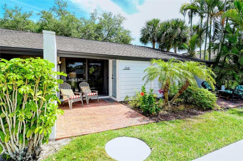 1 bedroom Condominium at 3545 Longmeadow #23, Bunker Oaks, Sarasota — photo 1