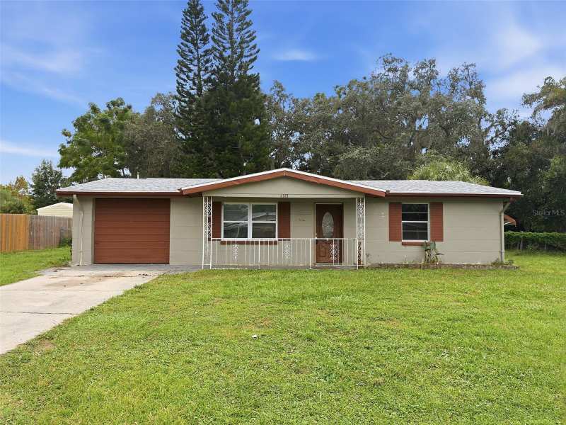 2 bedroom Single Family Residence at 6818 Carob Drive, Beacon Woods Village, New Port Richey — photo 1