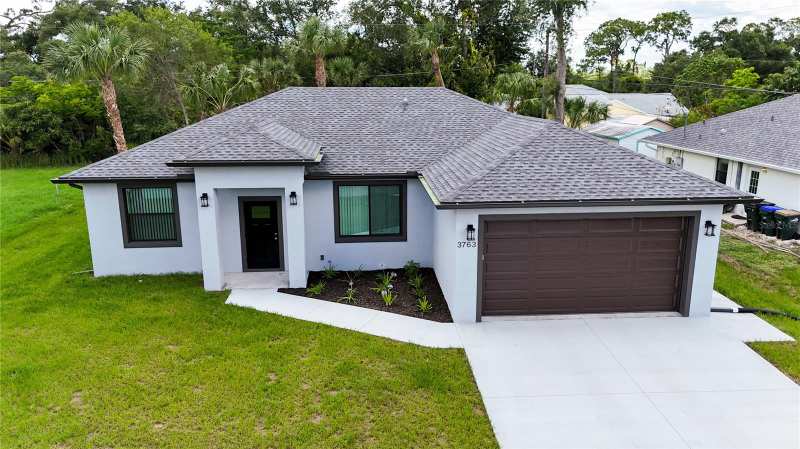 3 bedroom Single Family Residence at 3763 Ragen Street, Port Charlotte Sub 35, North Port — photo 1