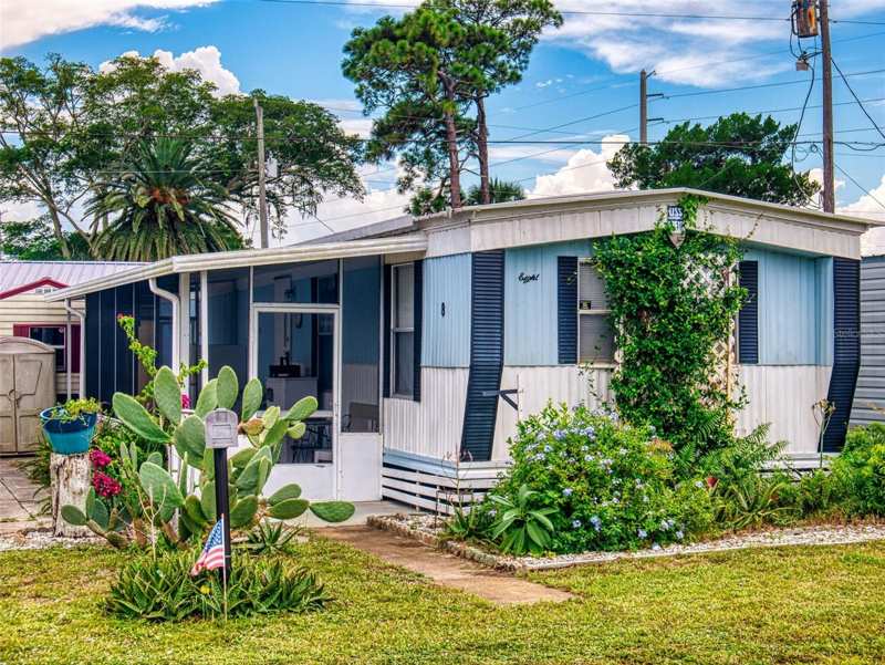 2 bedroom Manufactured Home at 2201 S Ridgewood Avenue #8, Friendly Shores Coop, Edgewater — photo 1