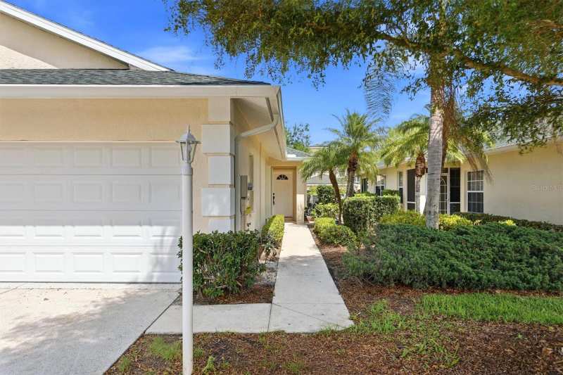 2 bedroom Villa at 503 Auburn Cove Circle, Auburn Cove, Venice — photo 1