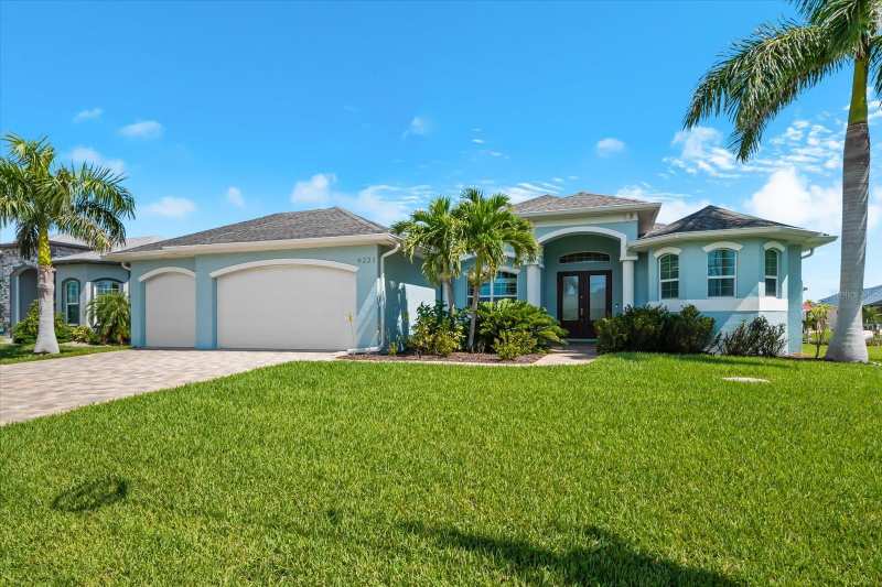 3 bedroom Single Family Residence at 9222 Melody Circle, Port Charlotte Sec 071, Port Charlotte — photo 1
