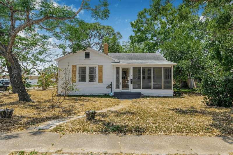 3 bedroom Single Family Residence at 3500 6th Avenue, Kellhurst Rep, St Petersburg — photo 1