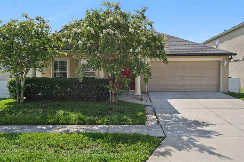 3 bedroom Single Family Residence at 324 Red Kite Drive, Eagle Pointe Phase I, Groveland — photo 1