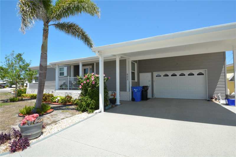 3 bedroom Manufactured Home at 602 Carefree, Country Club Estates, Venice — photo 1