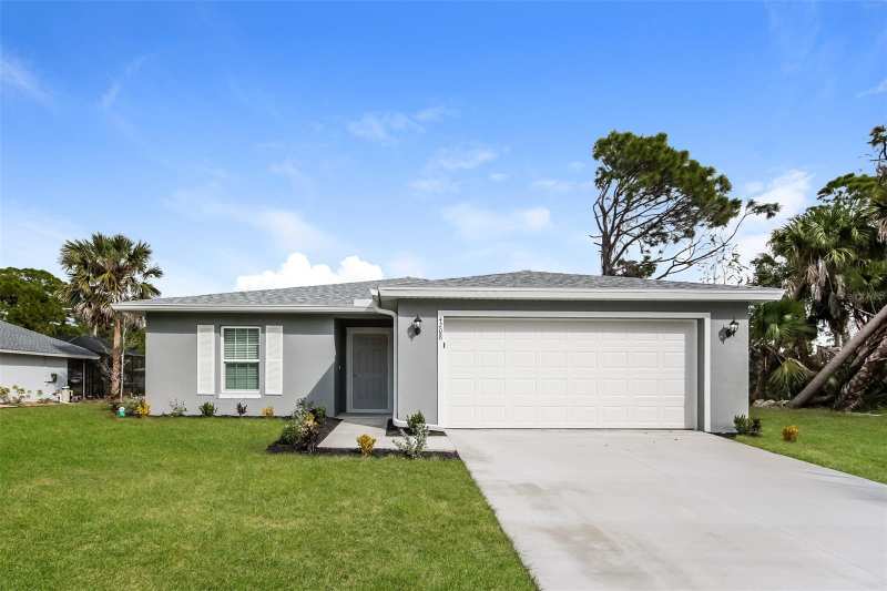 4 bedroom Single Family Residence at 4208 Wall Lane, Port Charlotte Sub 01, North Port — photo 1