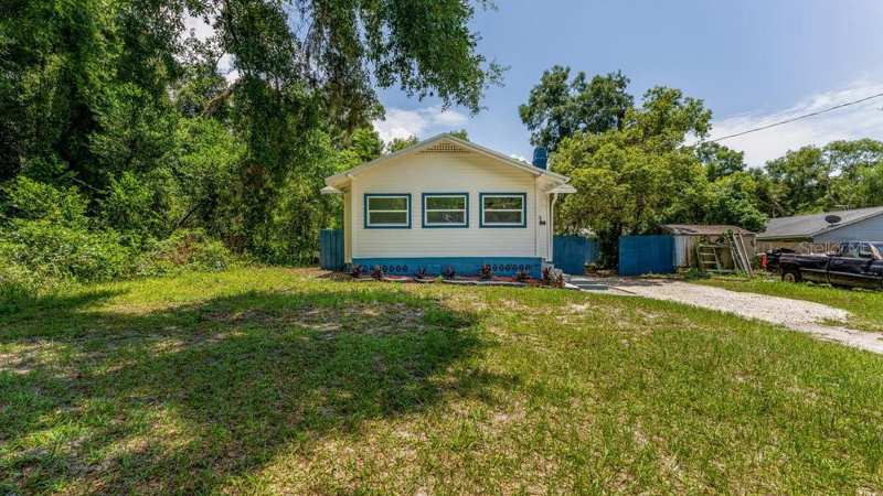 3 bedroom Single Family Residence at 912 E Carolina Ave, 04 - 01 - 0180, Deland — photo 1