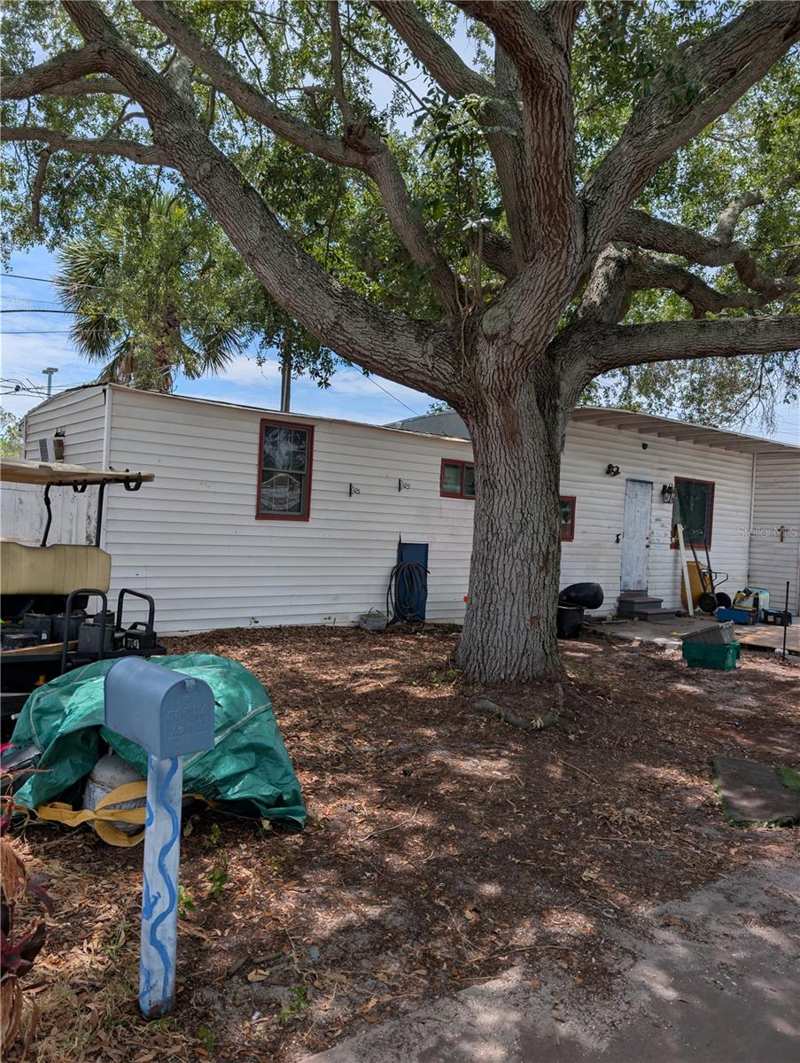 1 bedroom Mobile Home at 2561 Bermuda Street, Blackburns Sub, Clearwater — photo 1