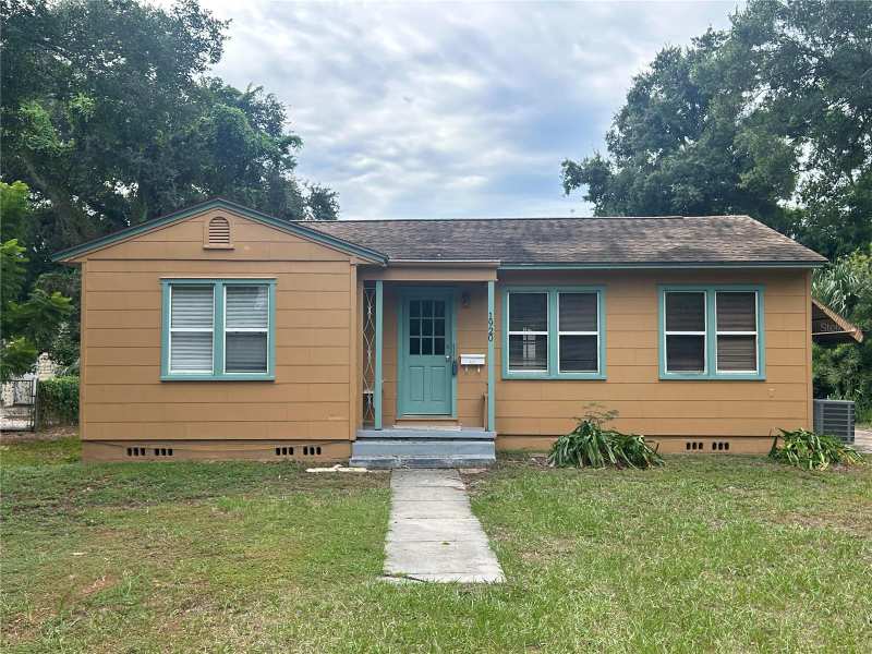 3 bedroom Single Family Residence at 1920 23rd Avenue, Woodlawn Heights, St Petersburg — photo 1
