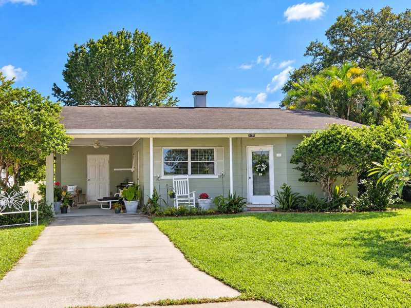 2 bedroom Single Family Residence at 3204 W Cherokee Avenue, Mac Dill Heights, Tampa — photo 1