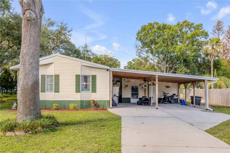 2 bedroom Manufactured Home at 530 Mill Run Drive, Mill Run, New Smyrna Beach — photo 1