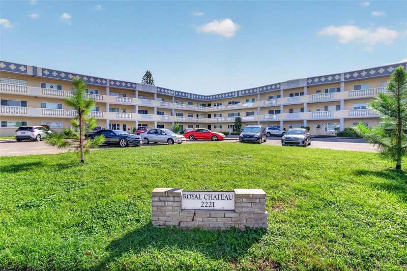 2 bedroom Condominium at 2221 Swedish Drive #53, On Top Of The World, Clearwater — photo 1