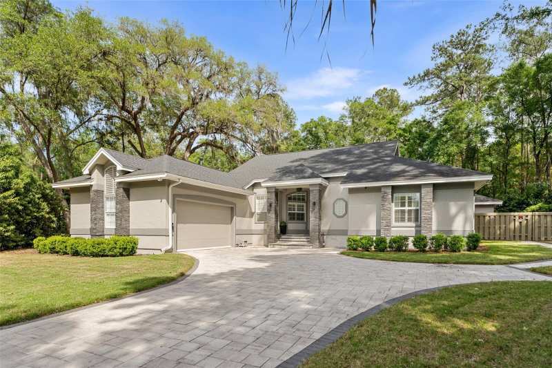5 bedroom Single Family Residence at 8701 SW 46th Lane, Haile Plantation Unit 9 Ph I-B Rep, Gainesville — photo 1