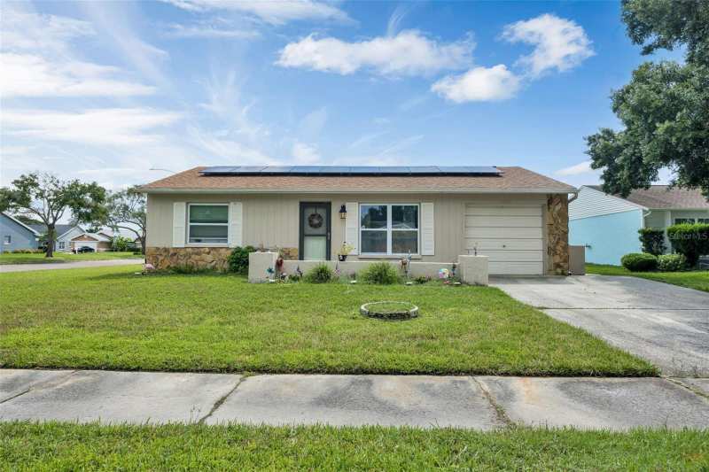 2 bedroom Single Family Residence at 3900 105th Avenue, Lakes Unit II Ph I Sec IV The, Clearwater — photo 1