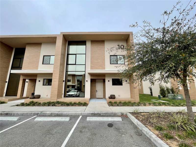 4 bedroom Townhouse at 7483 Brooklyn Drive, Magic Village Resort, Kissimmee — photo 1