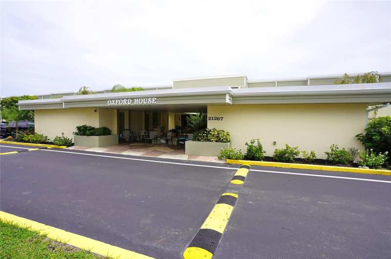 1 bedroom Condominium at 21267 Gertrude Avenue #210, Oxford House, Port Charlotte — photo 1