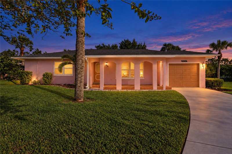 2 bedroom Single Family Residence at 18116 Edgewater Drive, Port Charlotte Sec 008, Port Charlotte — photo 1