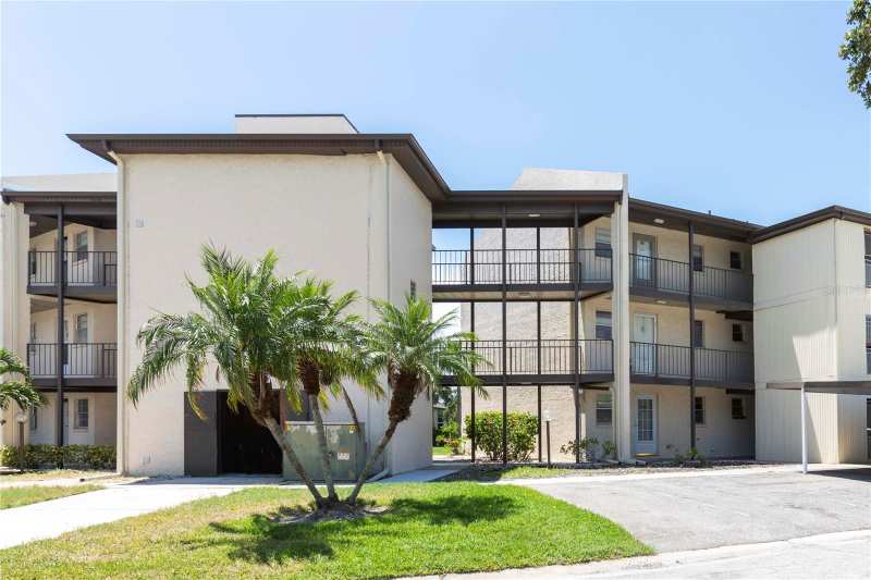 1 bedroom Condominium at 5245 Amulet Drive #108, Gulf Harbors Condo, New Port Richey — photo 1