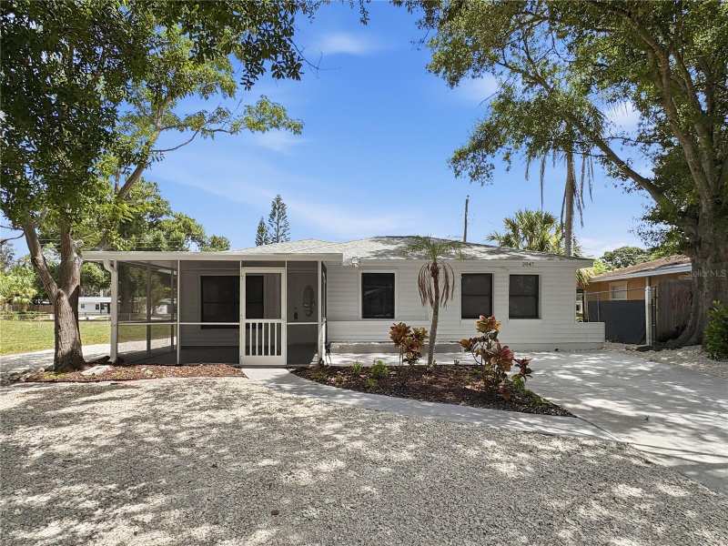 3 bedroom Single Family Residence at 2847 Oak Street, Glen Ridge, Sarasota — photo 1