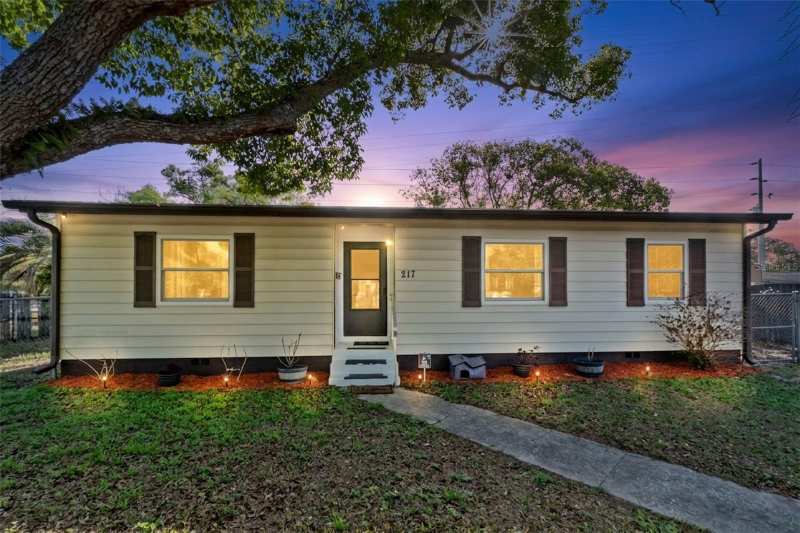 3 bedroom Single Family Residence at 217 Colony Drive, Colonnades 3rd Sec, Casselberry — photo 1