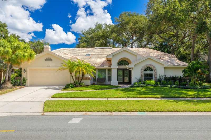 4 bedroom Single Family Residence at 2715 Country Woods Lane, Country Woods, Palm Harbor — photo 1
