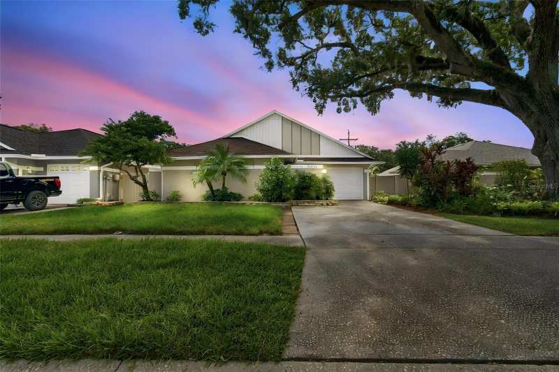 3 bedroom Single Family Residence at 11905 Hickorynut Drive, Cedar Creek At Country Run Phase II, Tampa — photo 1
