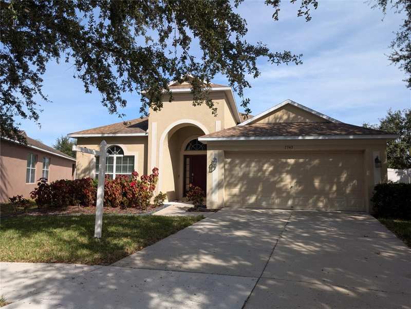 3 bedroom Single Family Residence at 7343 Forest Mere Drive, Oak Creek Prcl 1B, Riverview — photo 1