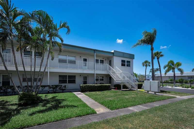 2 bedroom Condominium at 5267 81st St N #26, Paradise Shores, St Petersburg — photo 1
