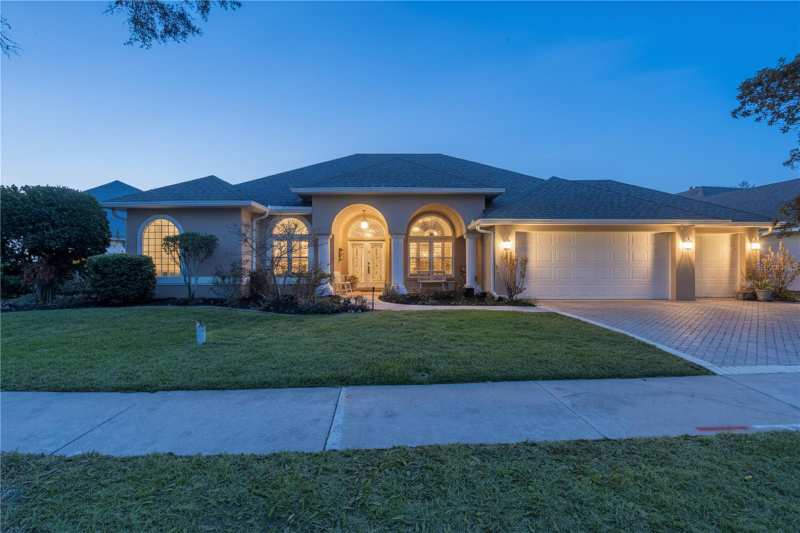 4 bedroom Single Family Residence at 1500 Edgewater Drive, Mount Dora Country Club Mount Dora Unit 02, Mount Dora — photo 1