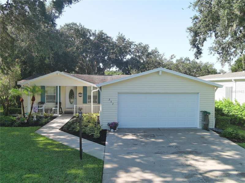 2 bedroom Manufactured Home at 237 Navajo Drive, Golden Bay Colony Ph 1, Oak Hill — photo 1