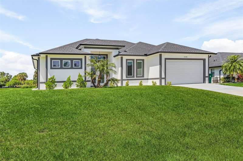 3 bedroom Single Family Residence at 1131 Hoffer Street, Port Charlotte Sec 049, Port Charlotte — photo 1