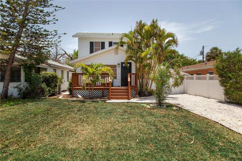 3 bedroom Single Family Residence at 13148 3rd Street, Pages Rep Of Mitchells Beach, Madeira Beach — photo 1