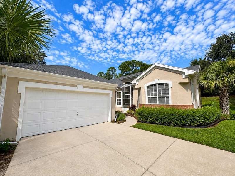 2 bedroom Villa at 39905 Bayview Drive, Harbor Hills Unit 02A, Lady Lake — photo 1
