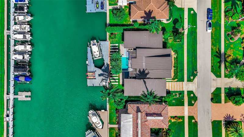 3 bedroom Single Family Residence at 870 Partridge Court, Marco Beach Unit 10, Marco Island — photo 1
