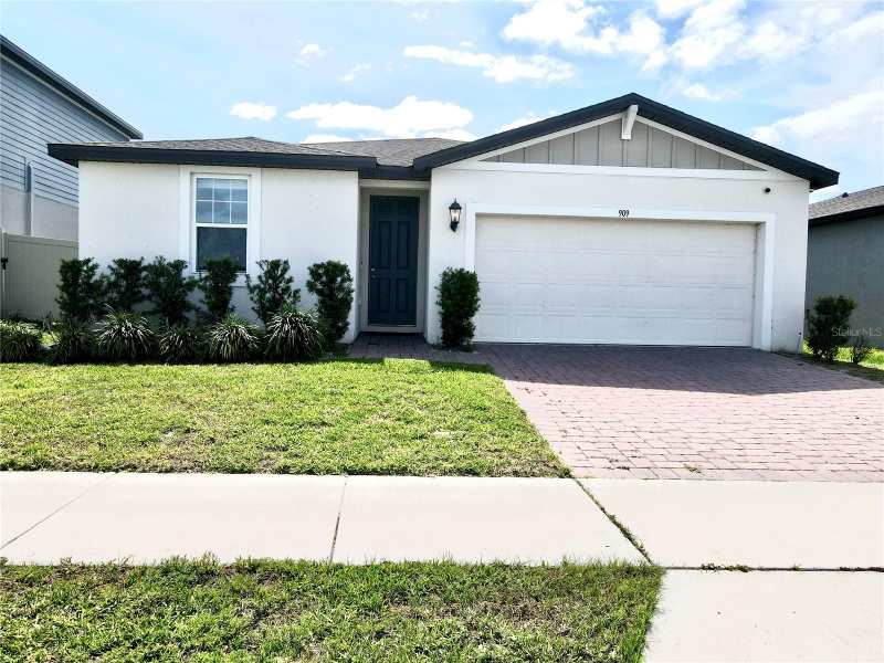3 bedroom Single Family Residence at 909 Cambridge Drive, Lucerne Park Reserve, Winter Haven — photo 1