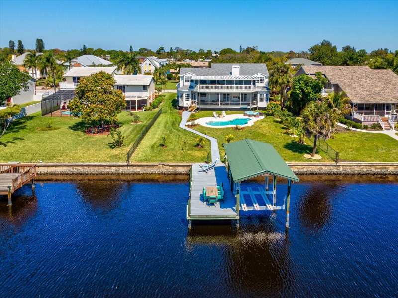 4 bedroom Single Family Residence at 1414 Deirdre Drive, Gull Haven Sub, Ruskin — photo 1